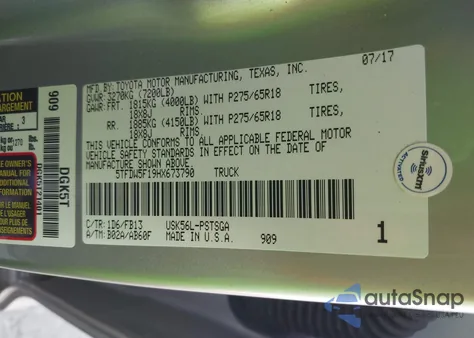 2017 Toyota Tundra Sr5 5.7L V8 из США, поврежденный, VIN 5TFDW5F19HX673790